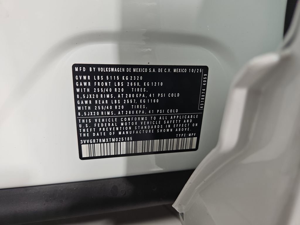 New 2026 Volkswagen Tiguan SE R-Line image 27