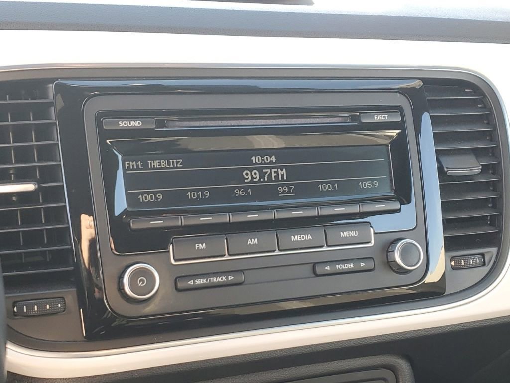 Used 2012 Volkswagen Beetle 2.0T image 13