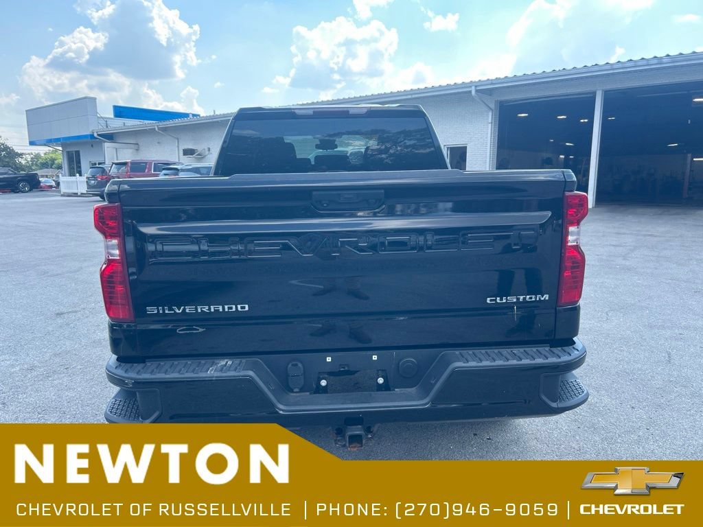 Used 2022 Chevrolet Silverado 1500 Custom AWD/4WD image 7