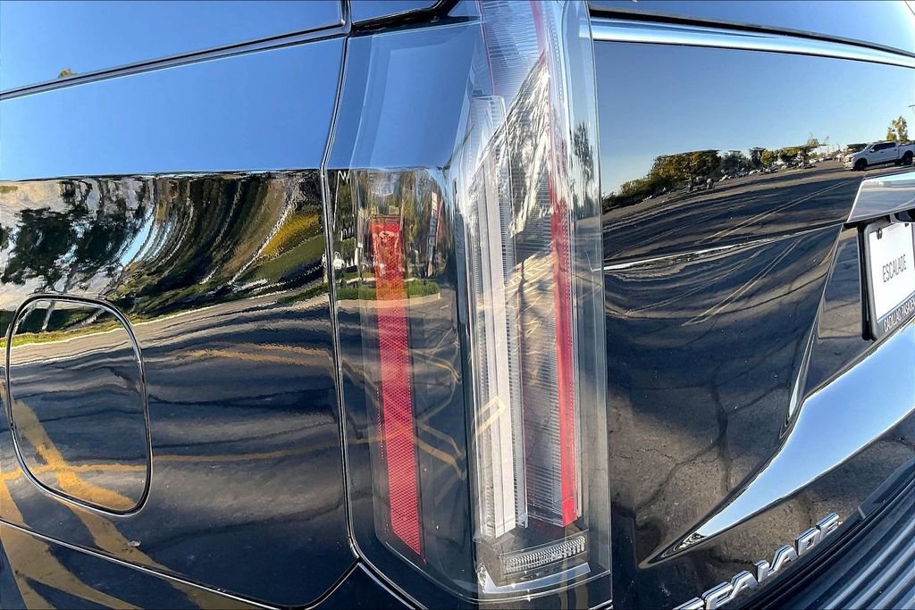 New 2026 Cadillac Escalade ESV Luxury image 15