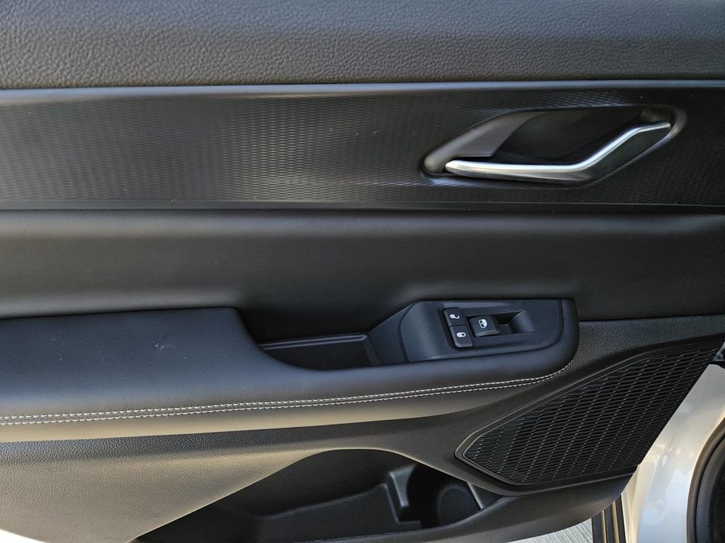 New 2026 Jeep Grand Cherokee L Laredo RWD image 13