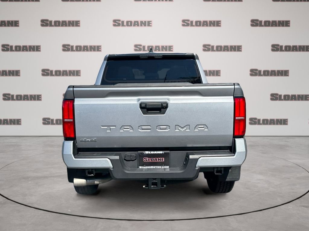 Used 2025 Toyota Tacoma SR5 image 4