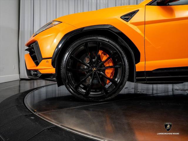 Used 2024 Lamborghini Urus S AWD/4WD image 7