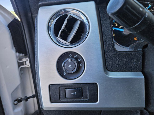 Used 2013 Ford F150 Platinum AWD/4WD image 11