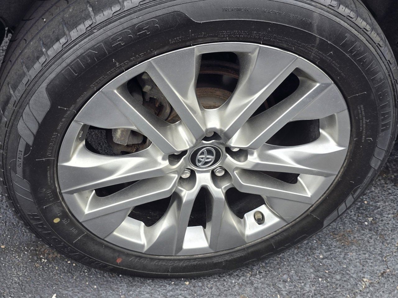Used 2019 Toyota RAV4 Limited w/ All Weather Liner Package AWD/4WD image 10