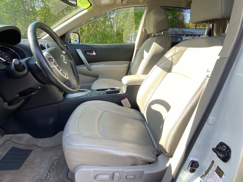 Used 2012 Nissan Rogue SL image 18