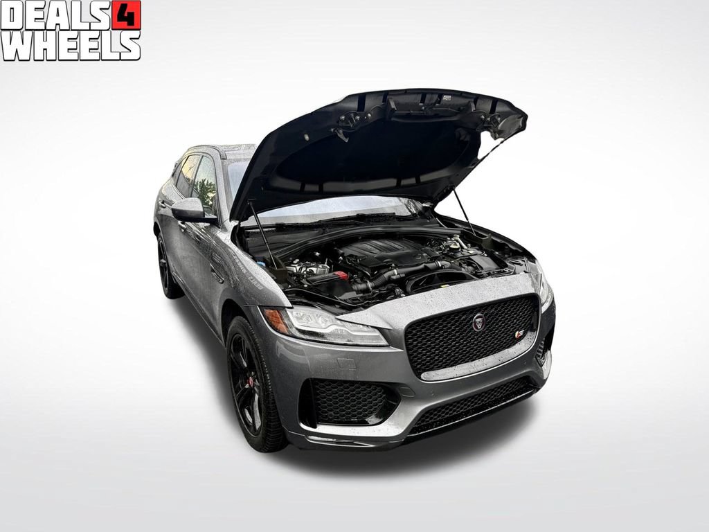 Used 2019 Jaguar F-PACE S AWD/4WD image 4