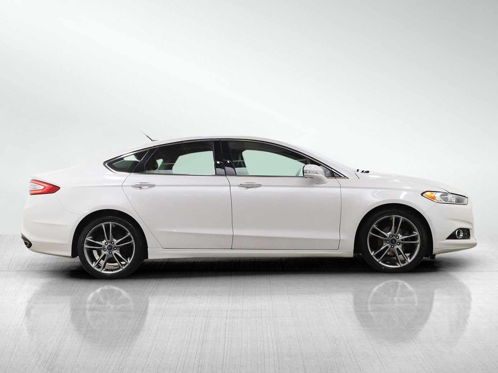 Used 2014 Ford Fusion Titanium image 6