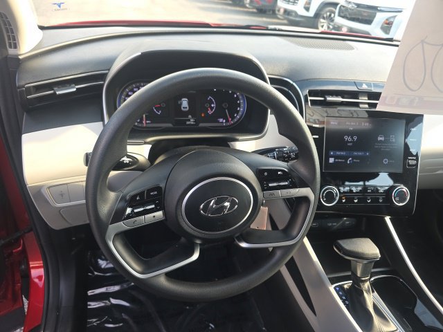 Used 2022 Hyundai Tucson SE w/ Cargo Package AWD/4WD image 16