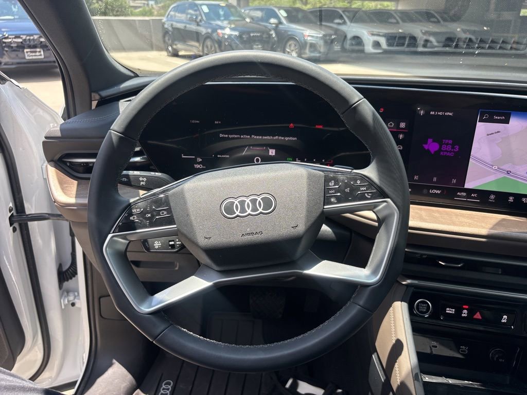 Used 2025 Audi Q5 Premium w/ Convenience Package AWD/4WD image 21