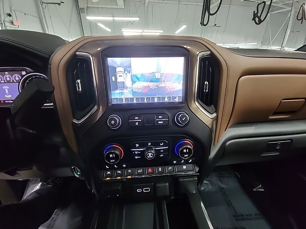 Used 2019 Chevrolet Silverado 1500 High Country w/ Technology Package image 33