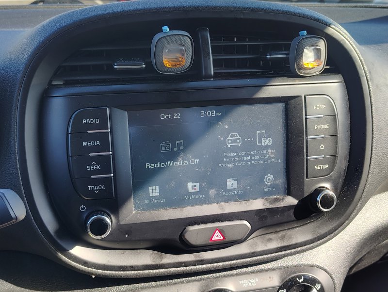 Used 2021 Kia Soul LX FWD image 17