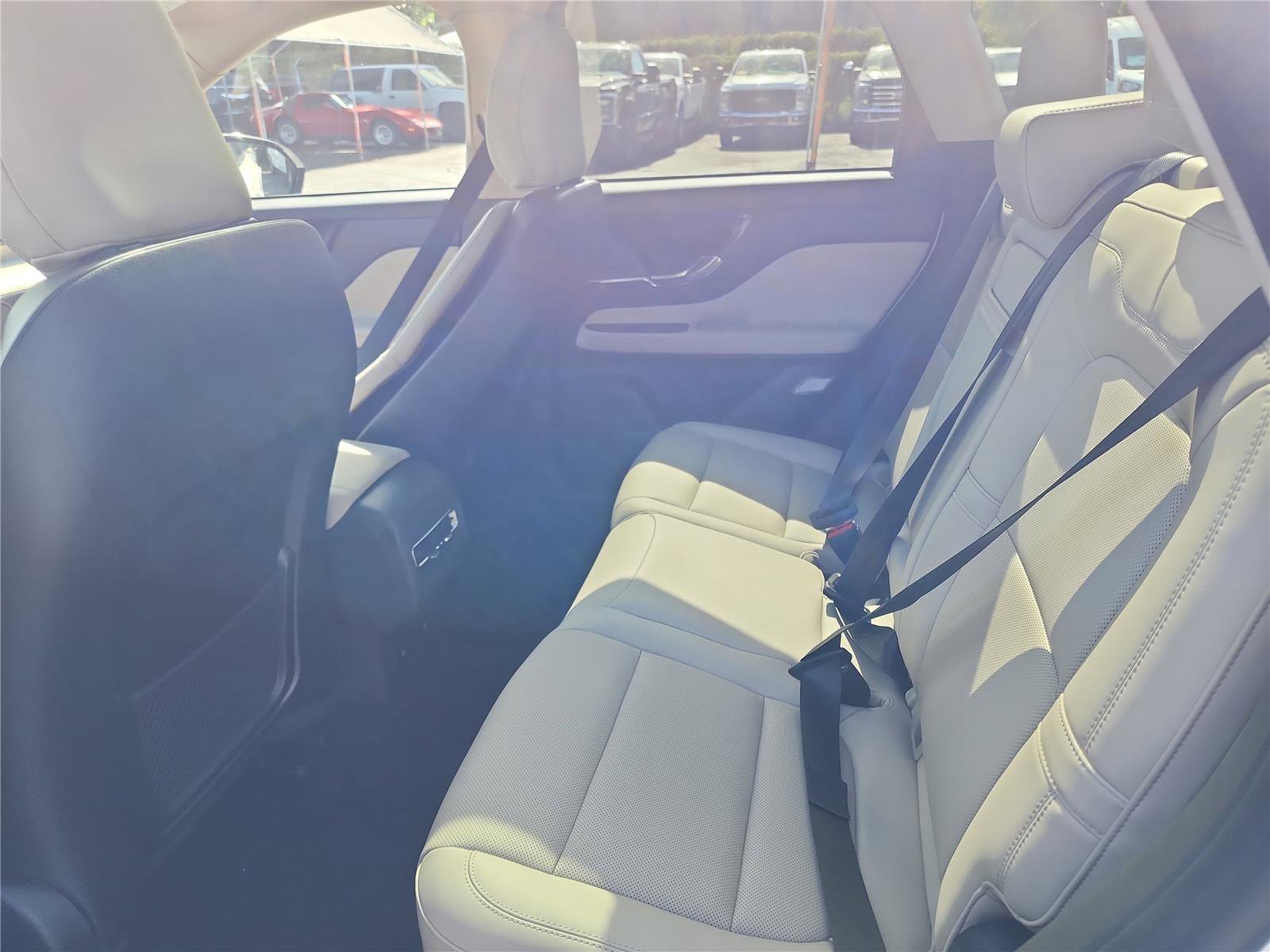 New 2026 Lincoln Corsair Premiere image 18