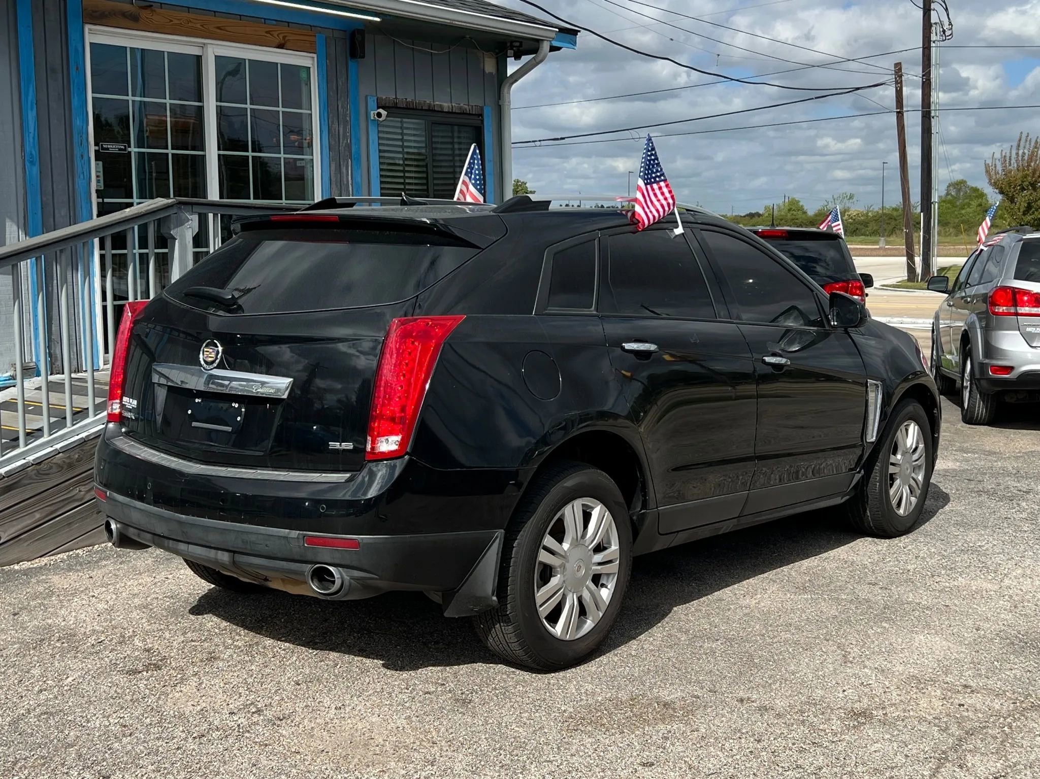 Used 2013 Cadillac SRX Luxury w/ Driver Awareness Package image 6