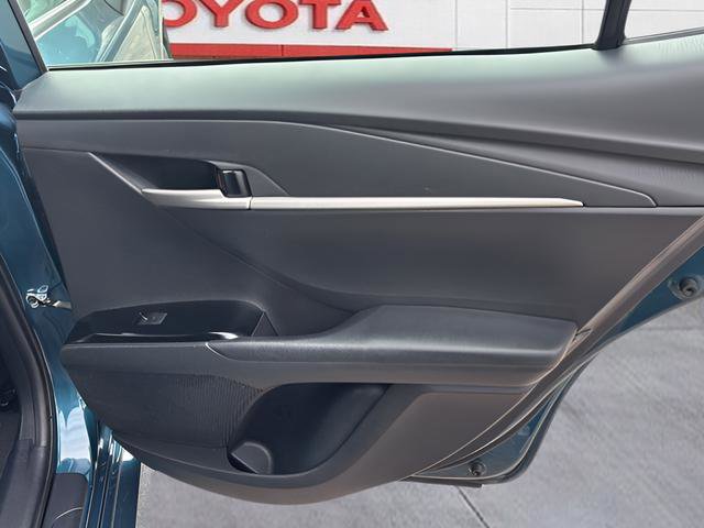 Used 2025 Toyota Camry LE w/ Convenience Package AWD/4WD image 12