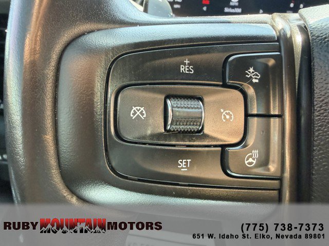 Used 2023 GMC Sierra 1500 AT4 w/ Technology Package AWD/4WD image 12