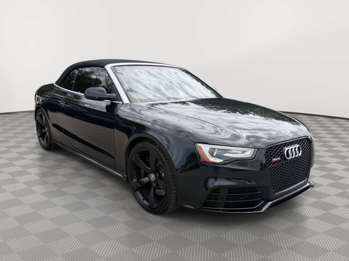 Used 2014 Audi RS 5 Cabriolet w/ Black Optic Package AWD/4WD image 16