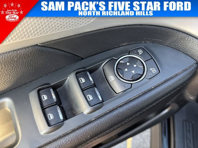 Used 2016 Ford Explorer XLT w/ Equipment Group 202A FWD image 22