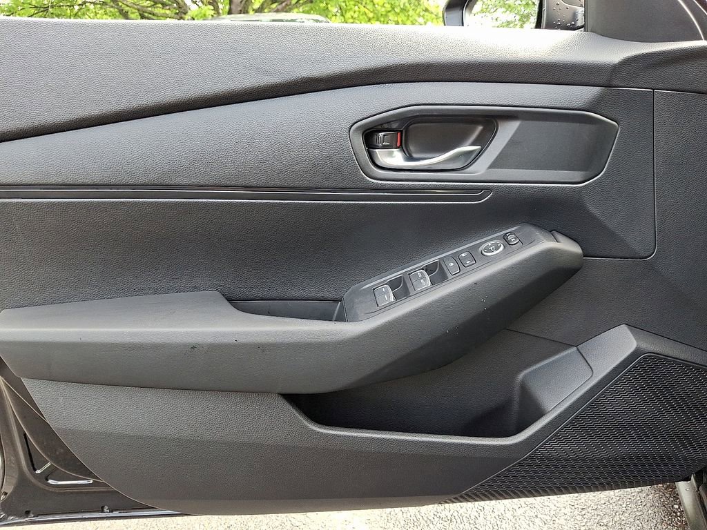 Used 2023 Honda Accord LX image 12