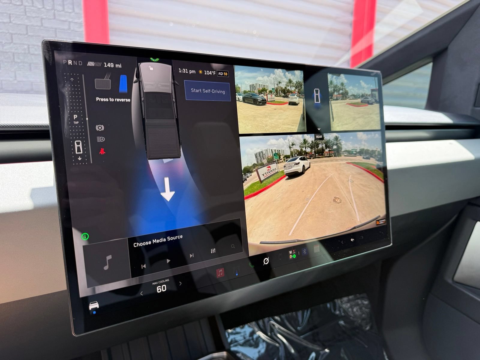 Used 2024 Tesla Cybertruck AWD Crew Cab image 35