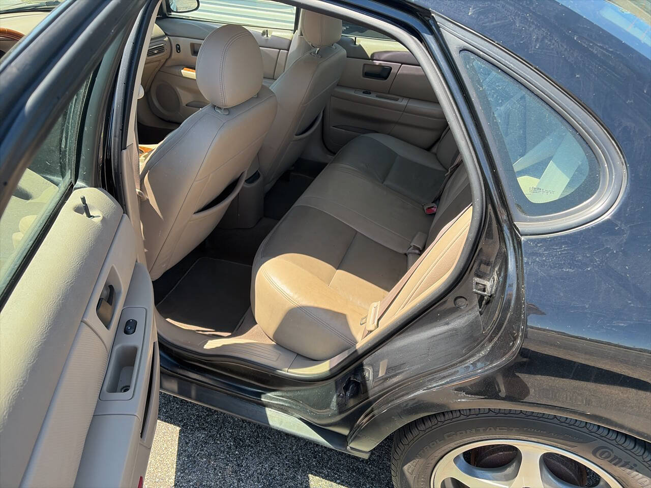 Used 2003 Ford Taurus SEL FWD image 7