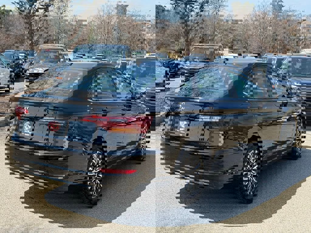 Used 2019 Volkswagen Jetta SE image 8