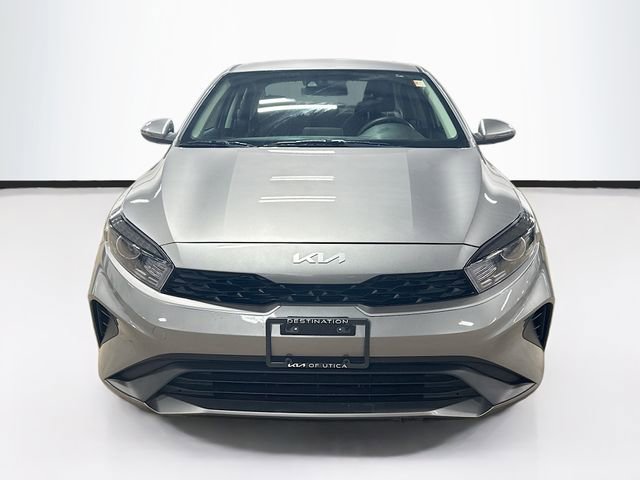 Used 2023 Kia Forte LXS w/ LXS Technology Package image 2