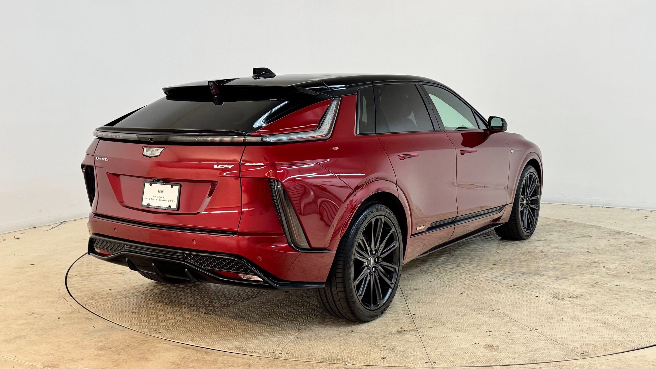 New 2026 Cadillac Lyriq V image 9