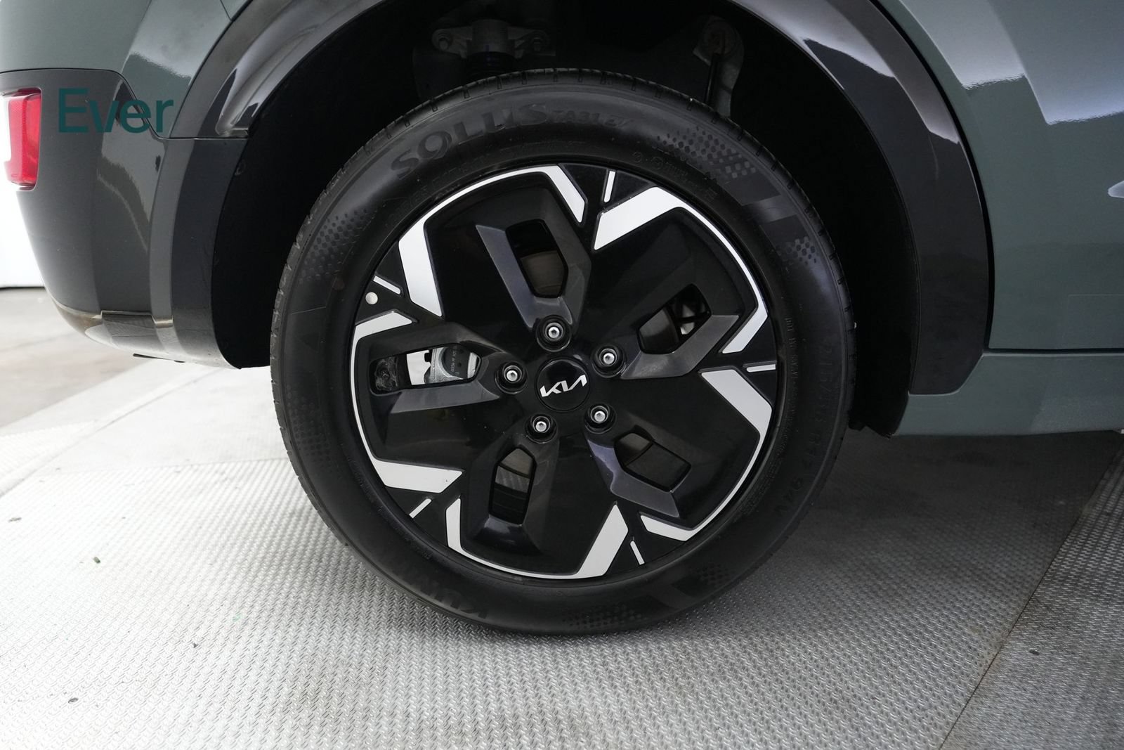 Used 2025 Kia Niro Wind FWD image 21