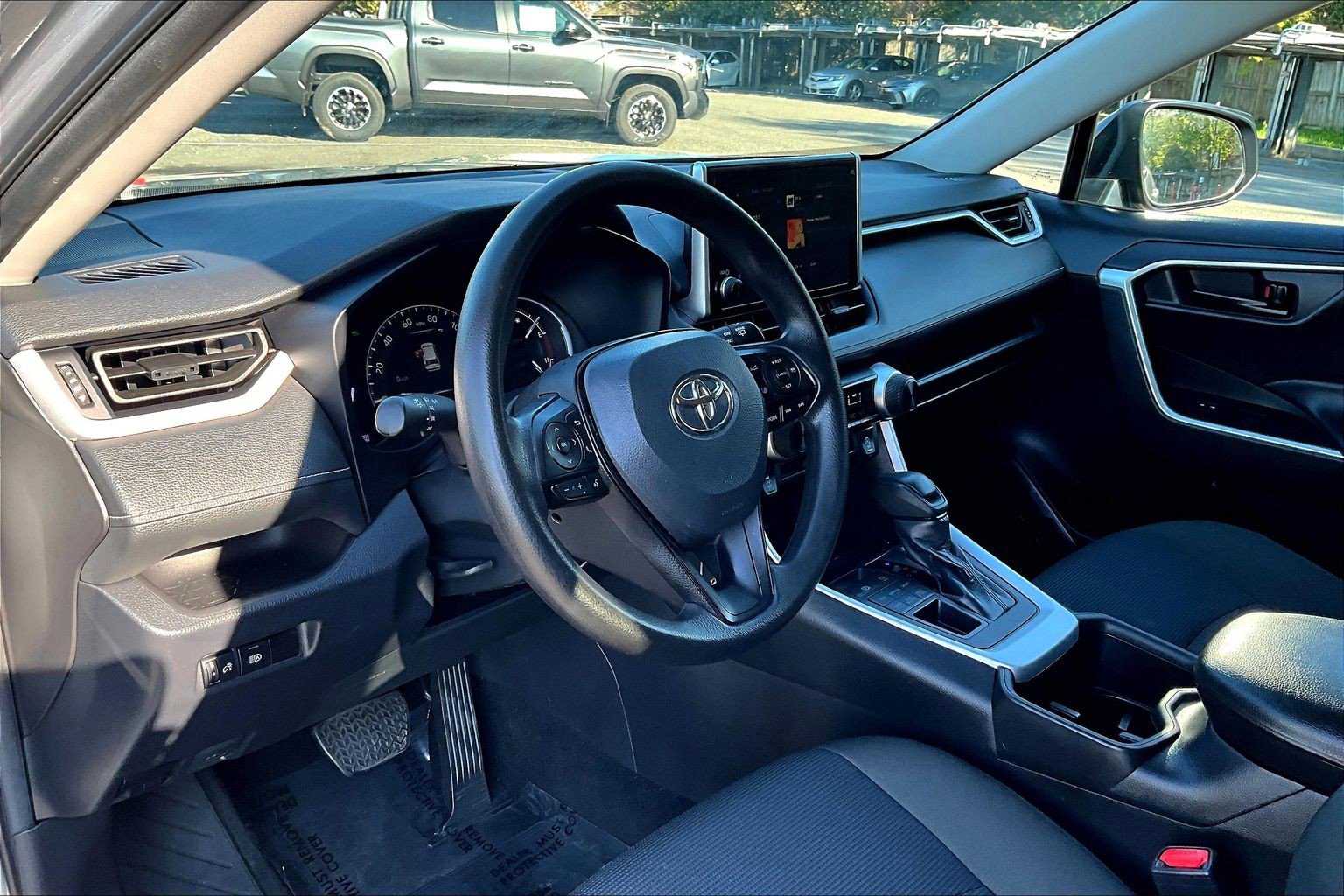 Used 2024 Toyota RAV4 LE image 13