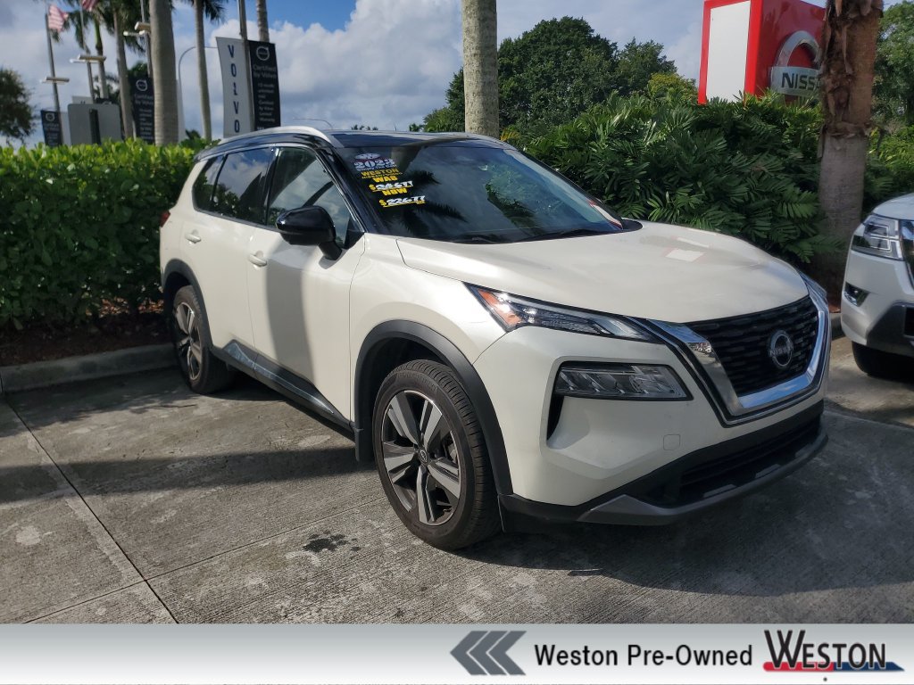 Certified 2023 Nissan Rogue SL FWD image 1