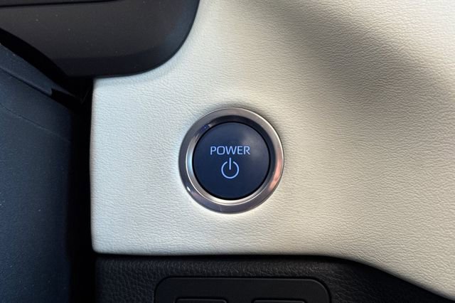 Used 2024 Toyota Sequoia Capstone image 23