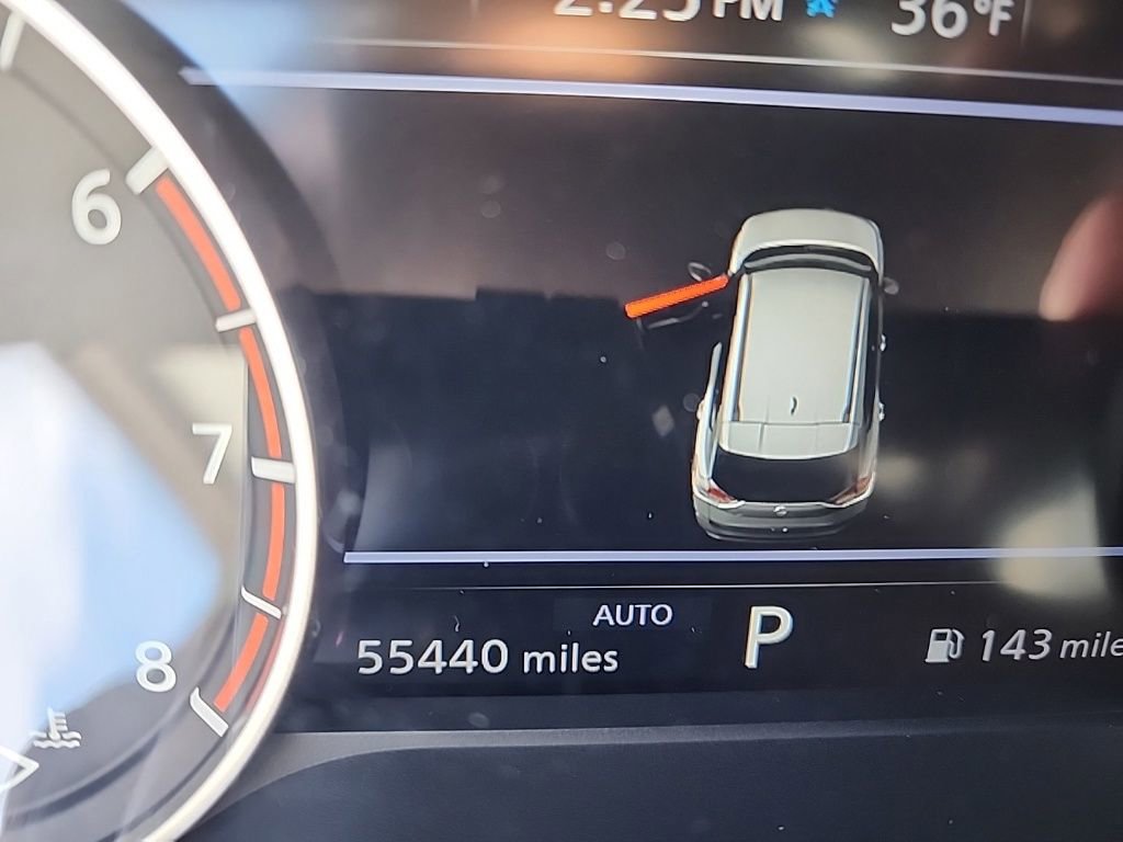 Used 2023 Nissan Rogue SV image 14