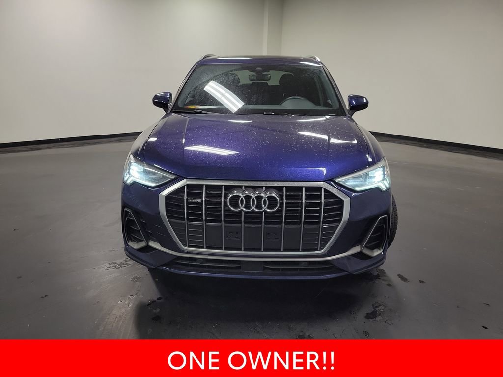 Used 2025 Audi Q3 2.0T Premium image 3
