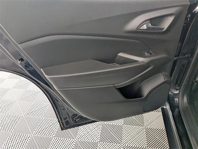 Certified 2024 Chevrolet Trax RS image 23