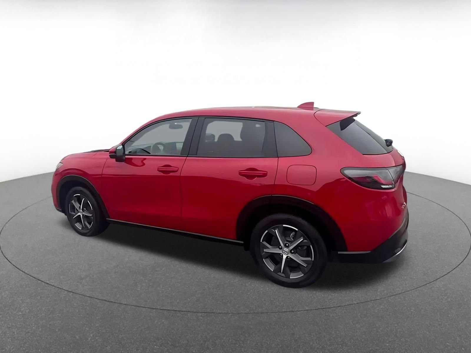 Used 2025 Honda HR-V EX-L image 10