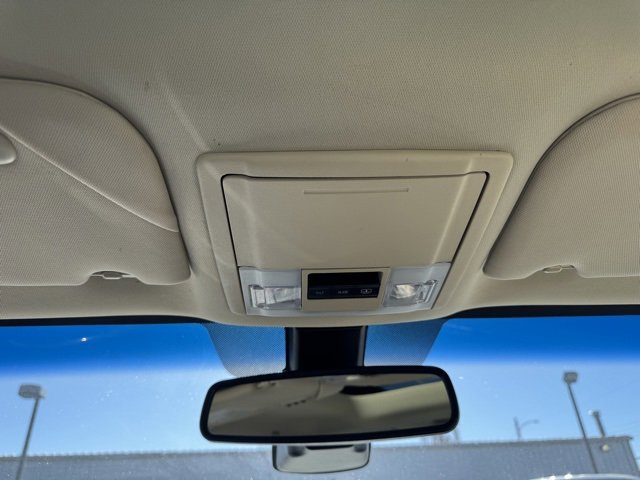 Used 2013 Lincoln MKS AWD image 29