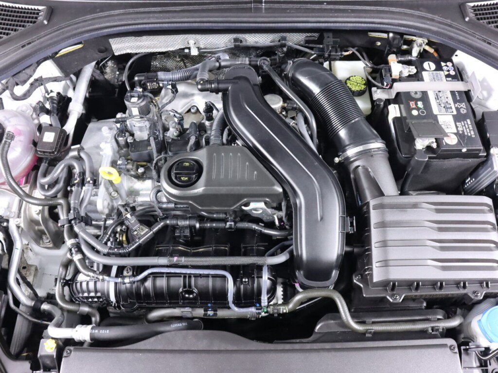 Used 2023 Volkswagen Jetta Sport image 35