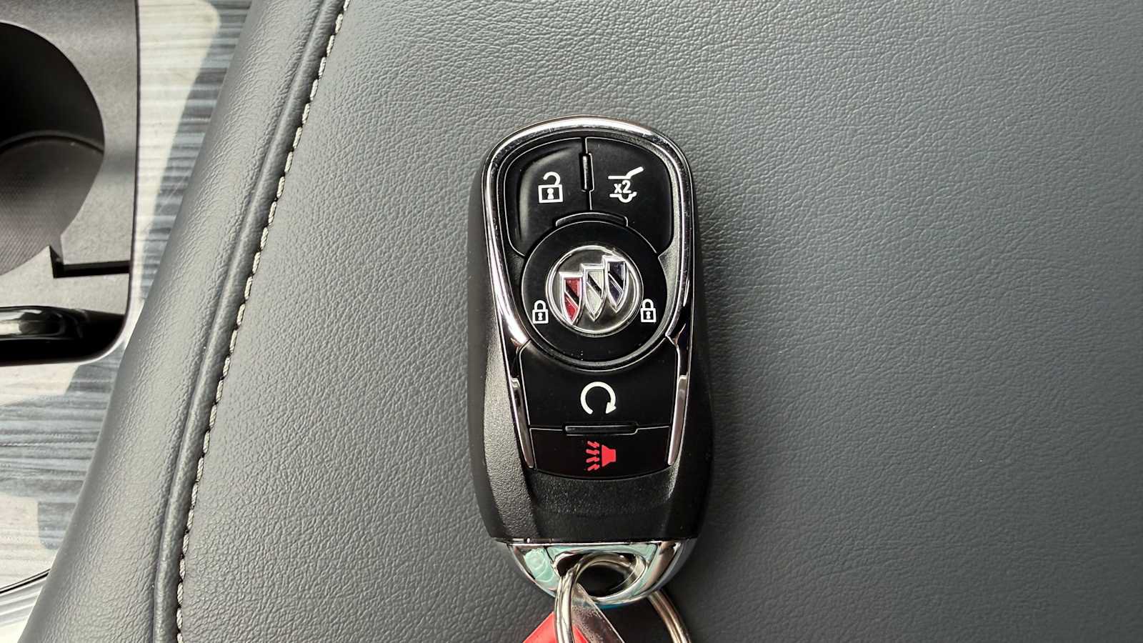 Used 2024 Buick Enclave Premium AWD/4WD image 33