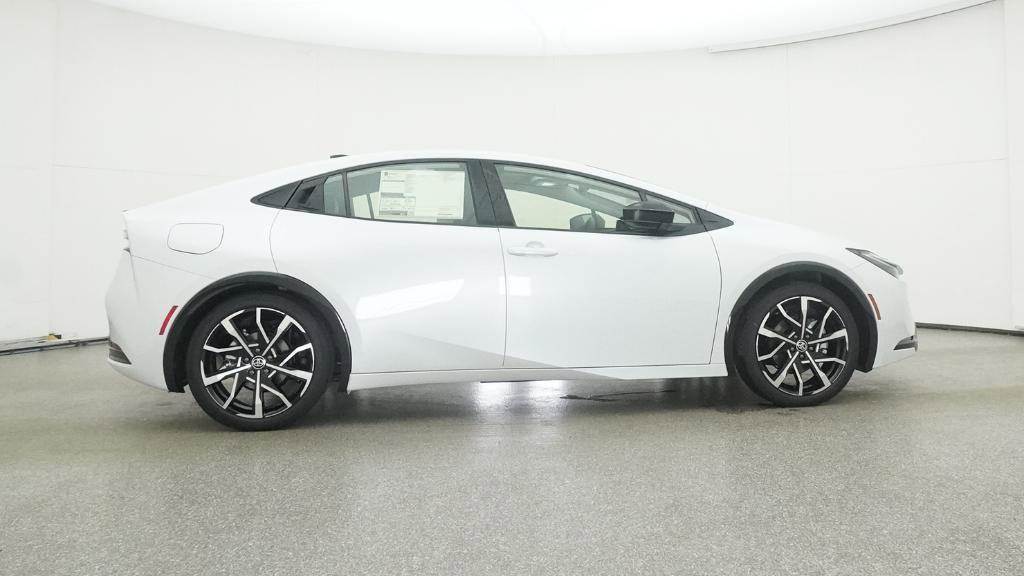 New 2026 Toyota Prius Plug-In Hybrid FWD image 26