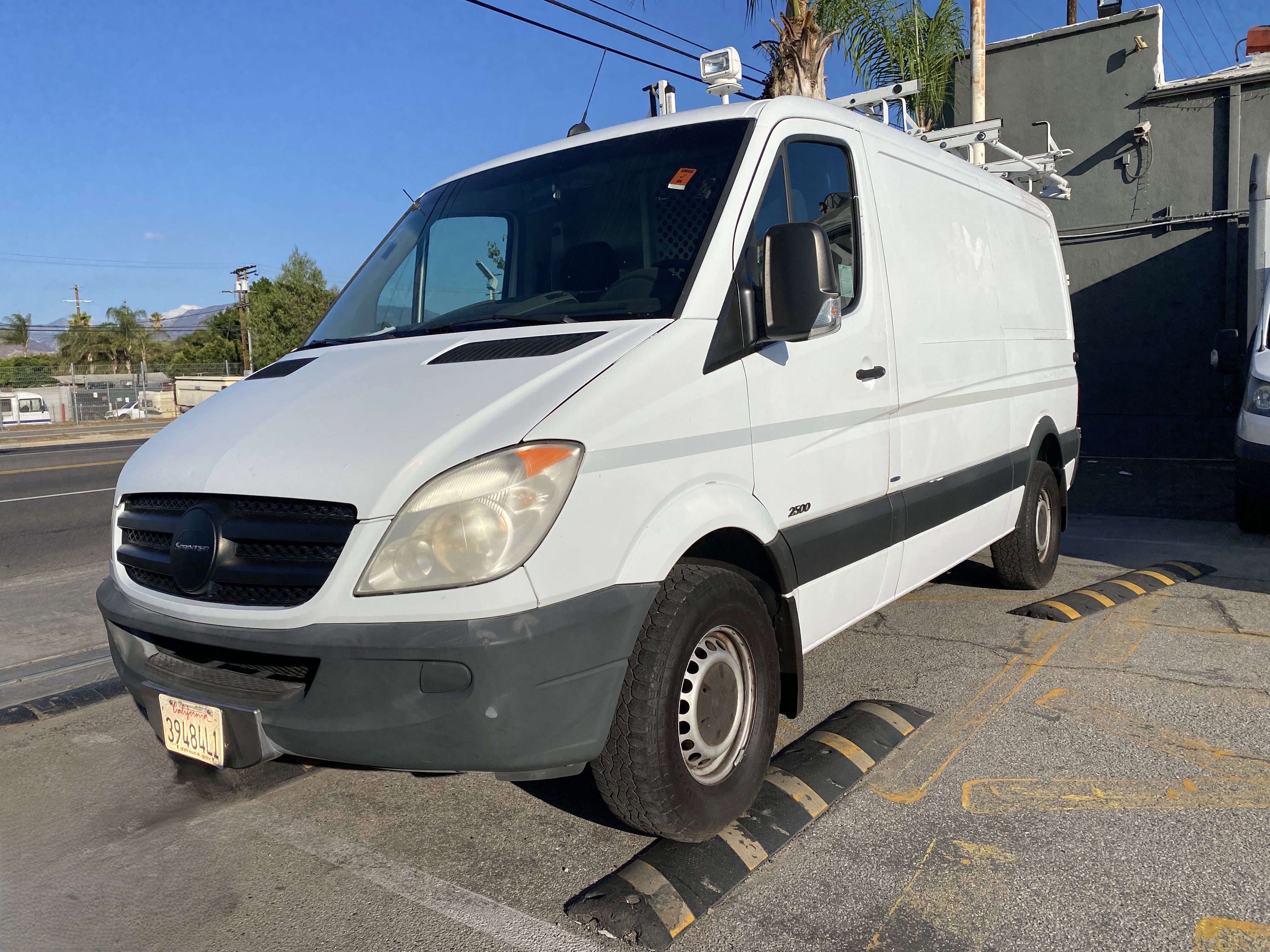 Used 2012 Mercedes-Benz Sprinter 2500 w/ Additional Battery Pkg image 2