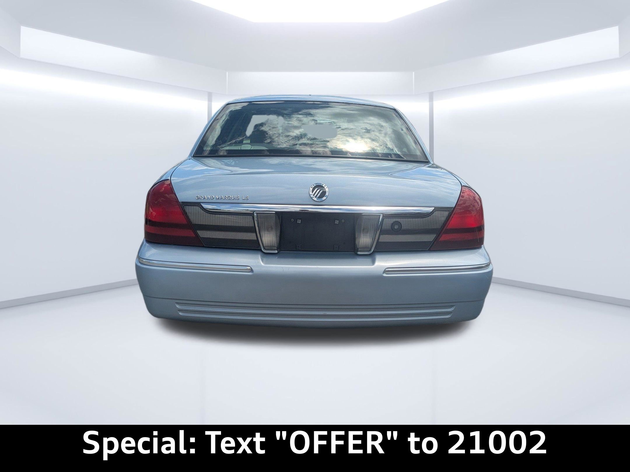 Used 2010 Mercury Grand Marquis LS RWD image 5