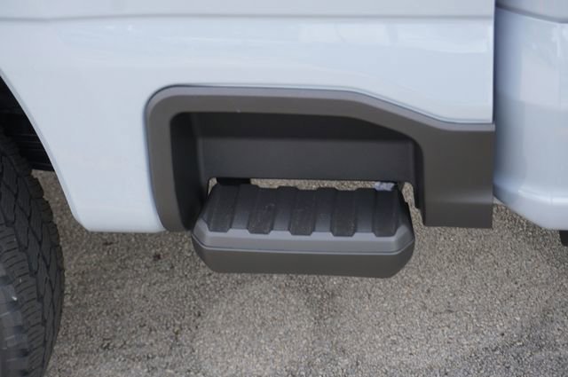 New 2026 Ford F250 Platinum AWD/4WD image 29