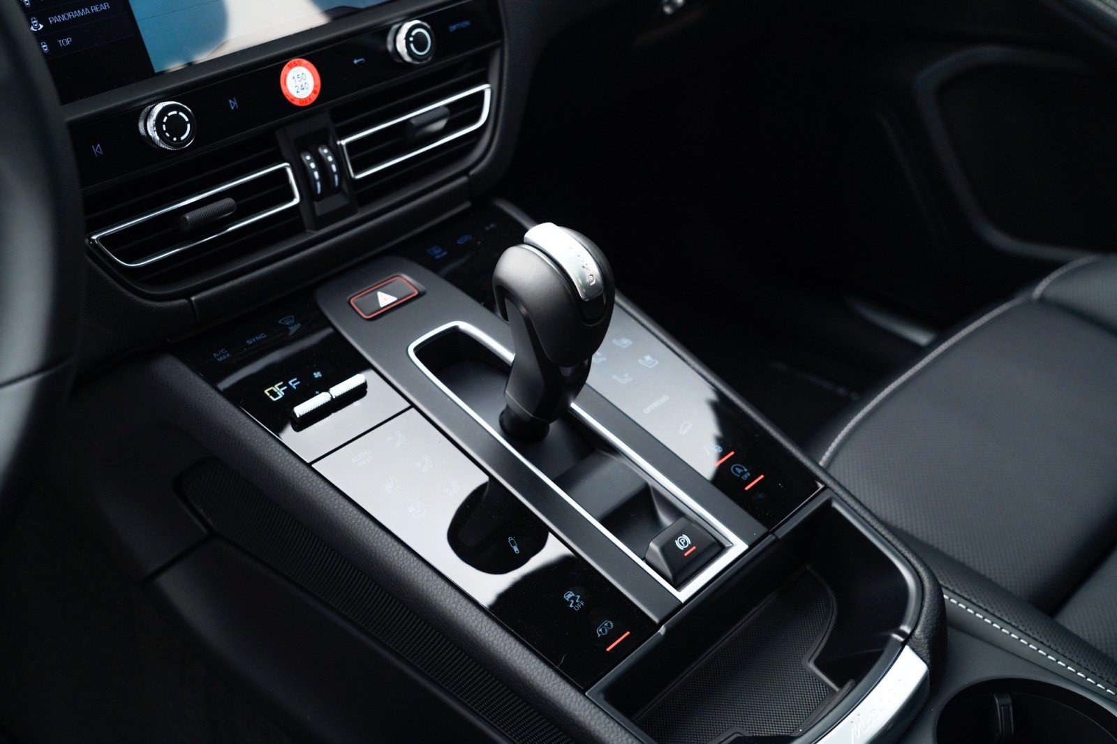 New 2026 Porsche Macan S AWD/4WD image 30