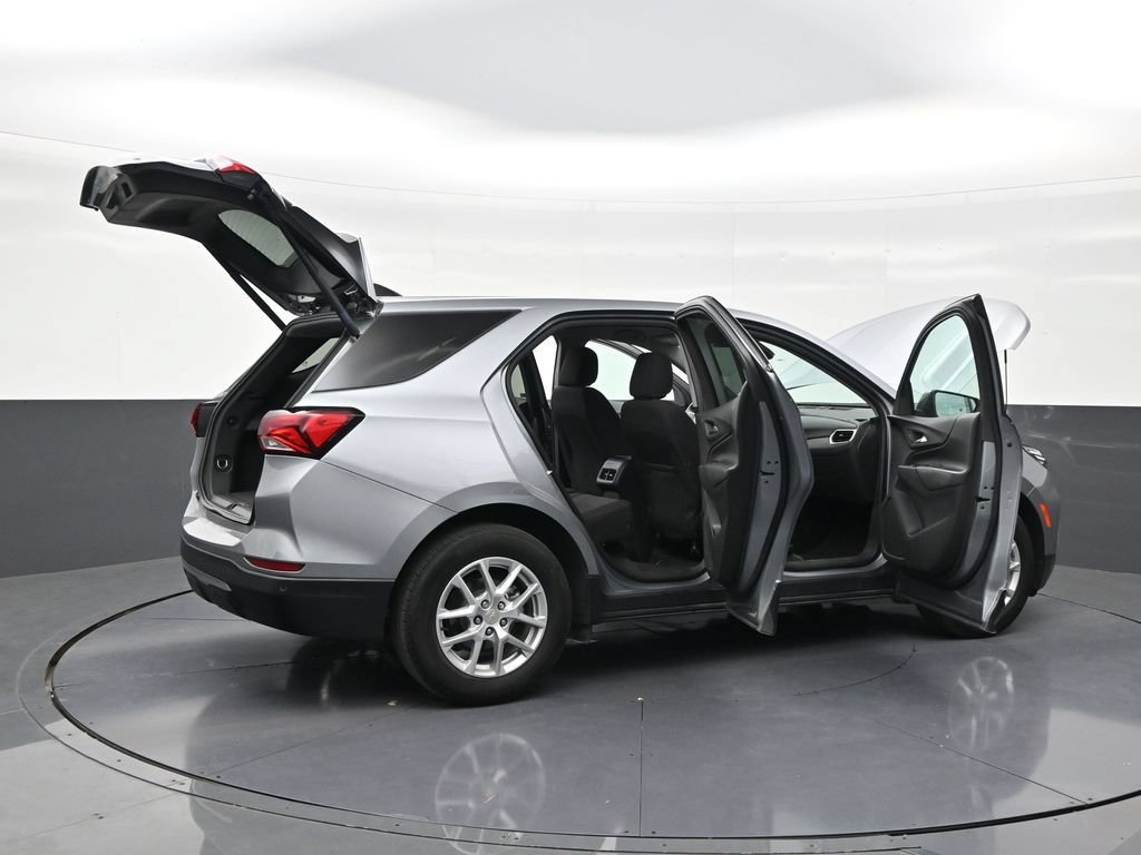 Used 2024 Chevrolet Equinox LT FWD image 28