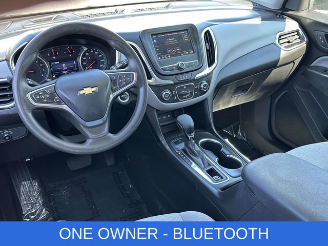 Used 2023 Chevrolet Equinox LS w/ LS Convenience Package image 2