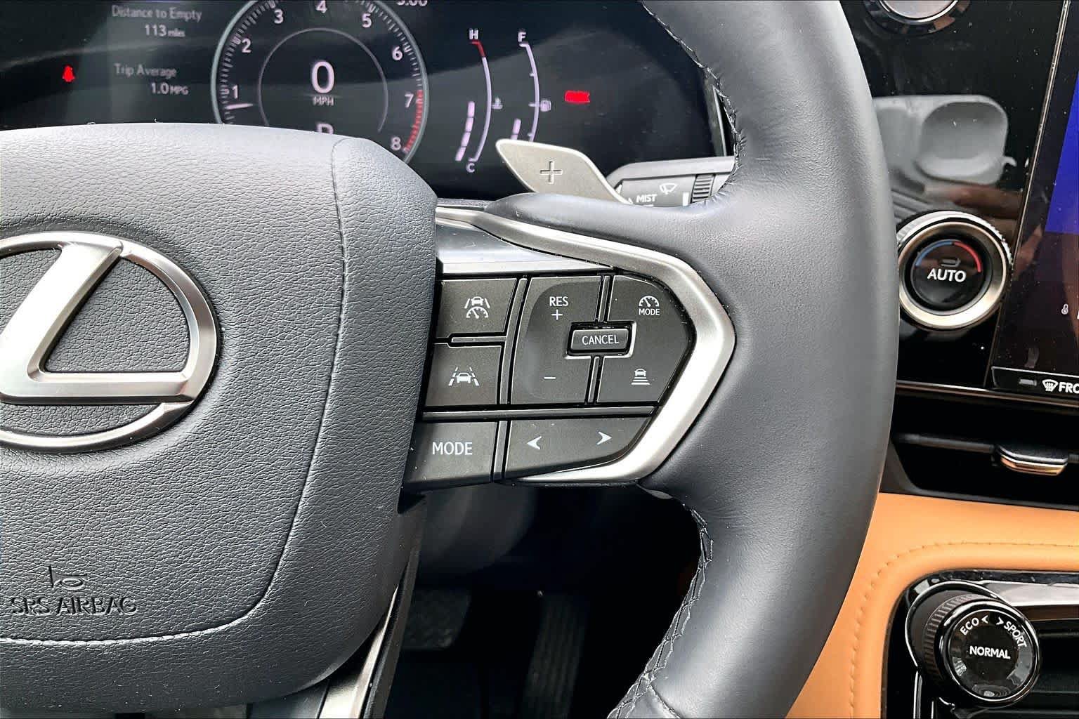 Used 2024 Lexus NX 250 FWD w/ Towing Package (2000 Lbs) image 23