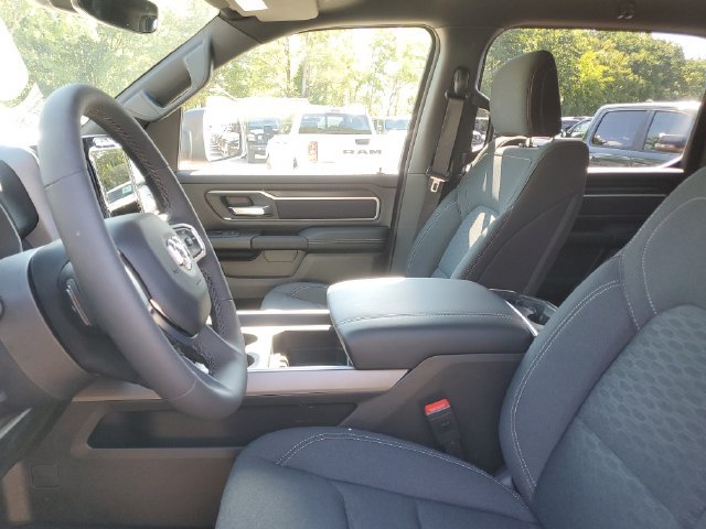 New 2026 RAM 1500 Big Horn AWD/4WD image 17