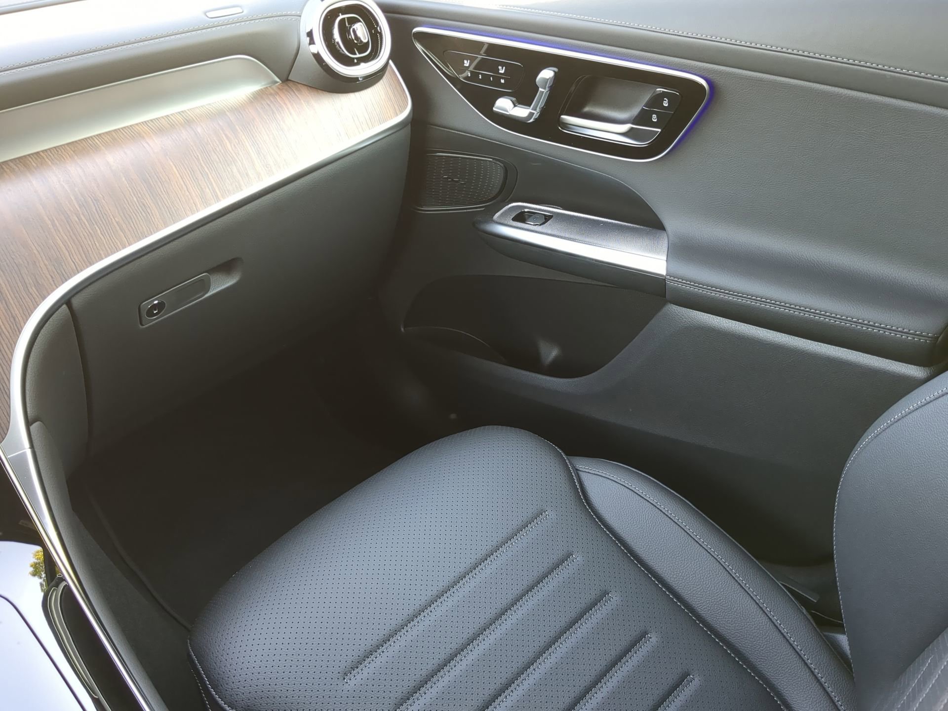 Used 2026 Mercedes-Benz GLC 300 image 45