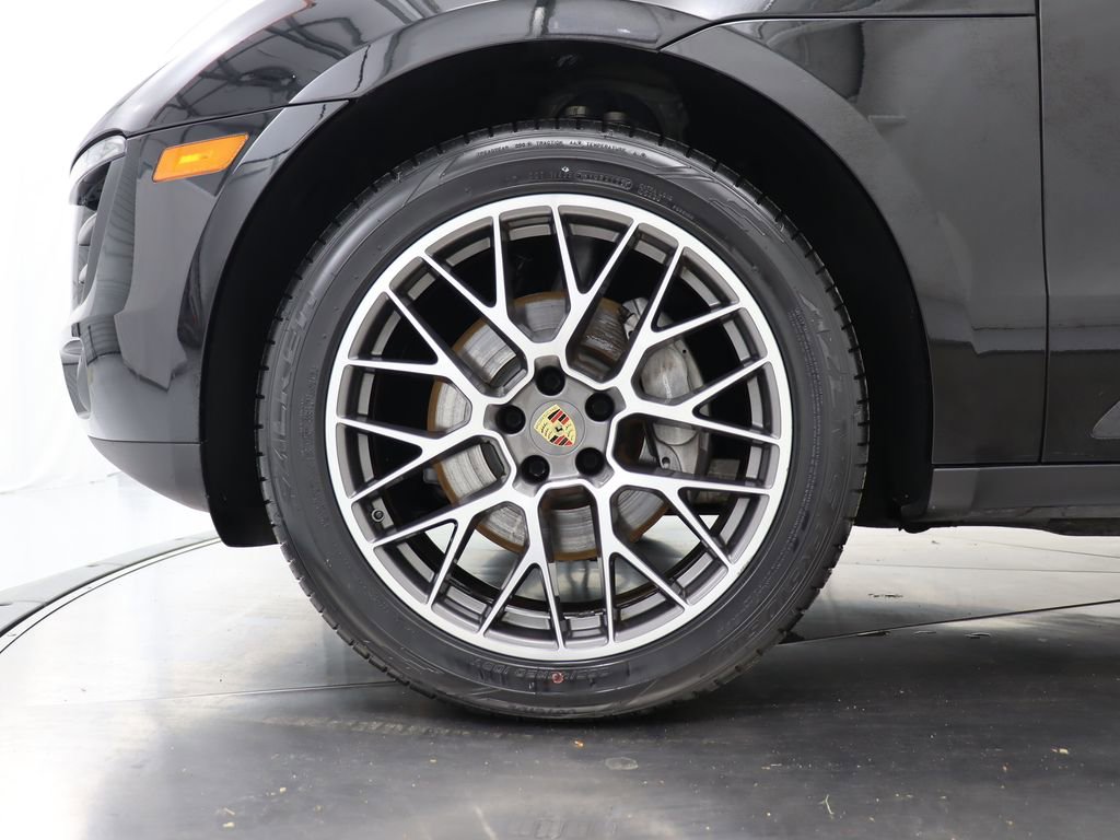 Used 2018 Porsche Macan Sport Edition AWD/4WD image 48